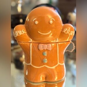 10 Strawberry Street Gingerbread Man Cookie Jar | Christmas Ceramic | NWOT